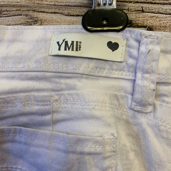 YUMI Wannabetterbutt Skinny Jeans in WHITE Denim - Picture 7 of 8